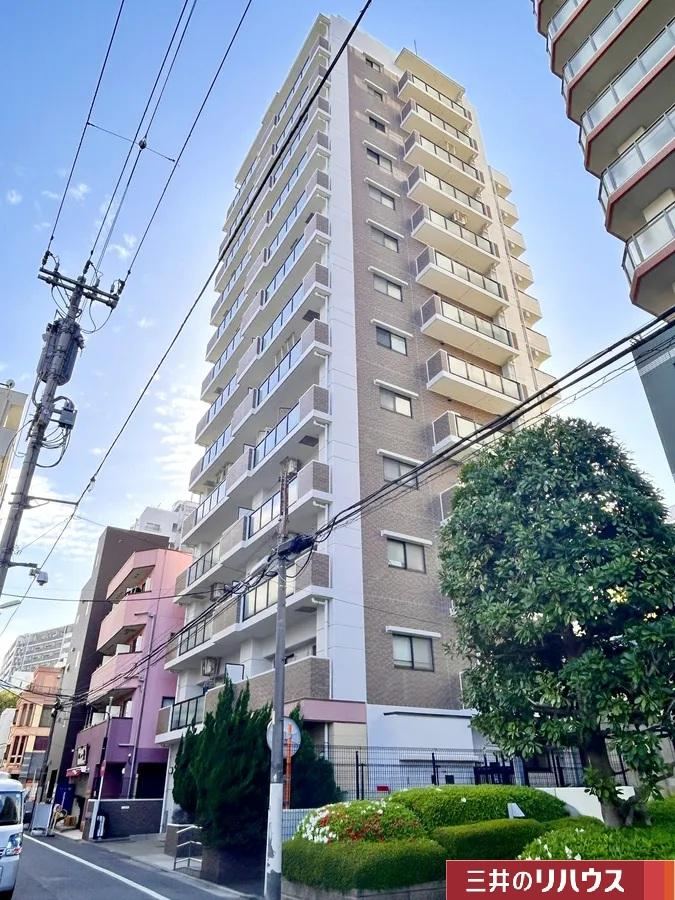 2LDK apartment in Katsushika Ward, Tokyo - Photo 1