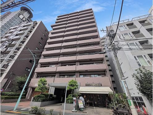2DK apartment in Shibuya Ward, Tokyo - Photo 1