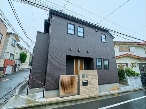 1LDK+S house in Meguro Ward, Tokyo - Photo 1