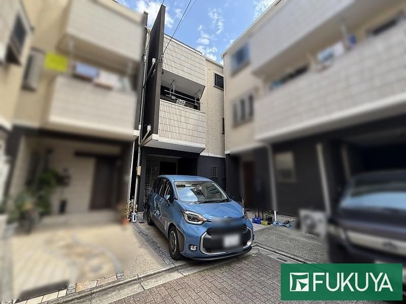 3LDK+S house in Joto Ward, Osaka - Photo 1