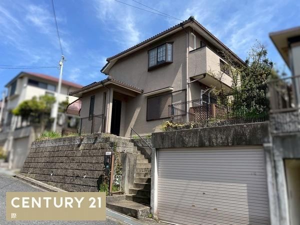 4LDK house in Hashimoto, Wakayama - Photo 1
