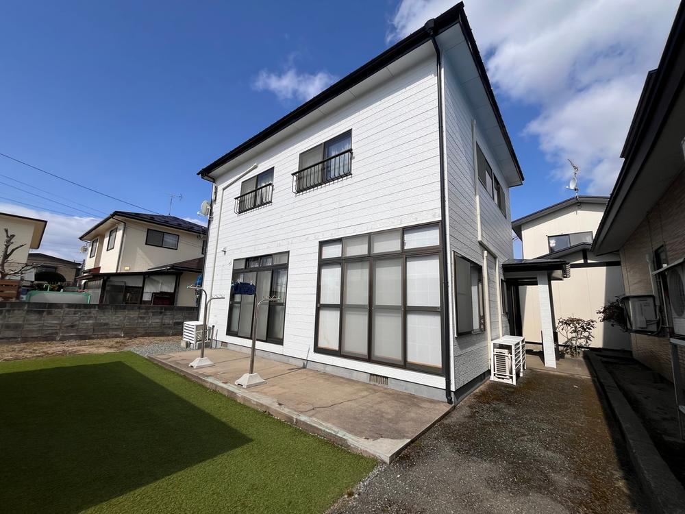 4LDK+S house in Katagami, Akita - Photo 1