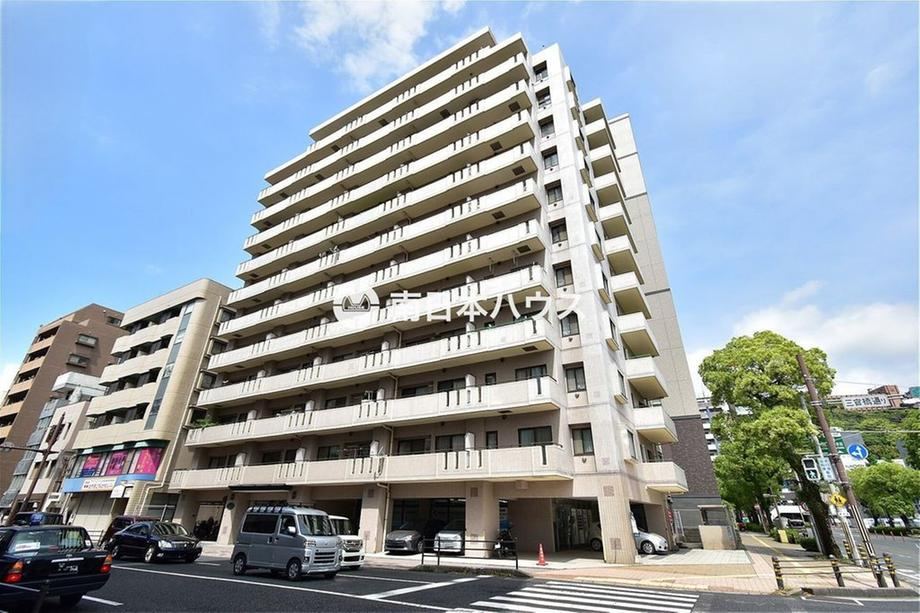 3LDK apartment in Kagoshima, Kagoshima - Photo 1