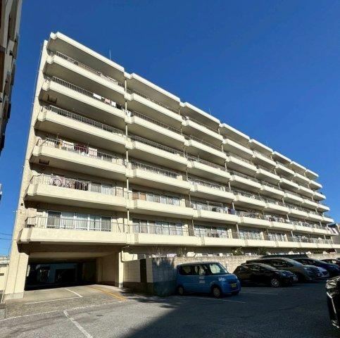 4LDK apartment in Narashino, Chiba - Photo 1
