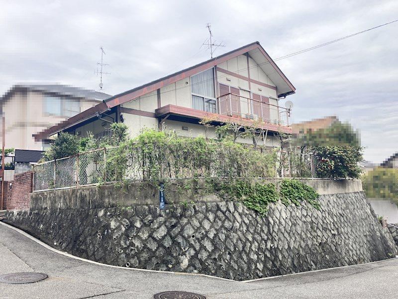 5LDK house in Takarazuka, Hyogo - Photo 1