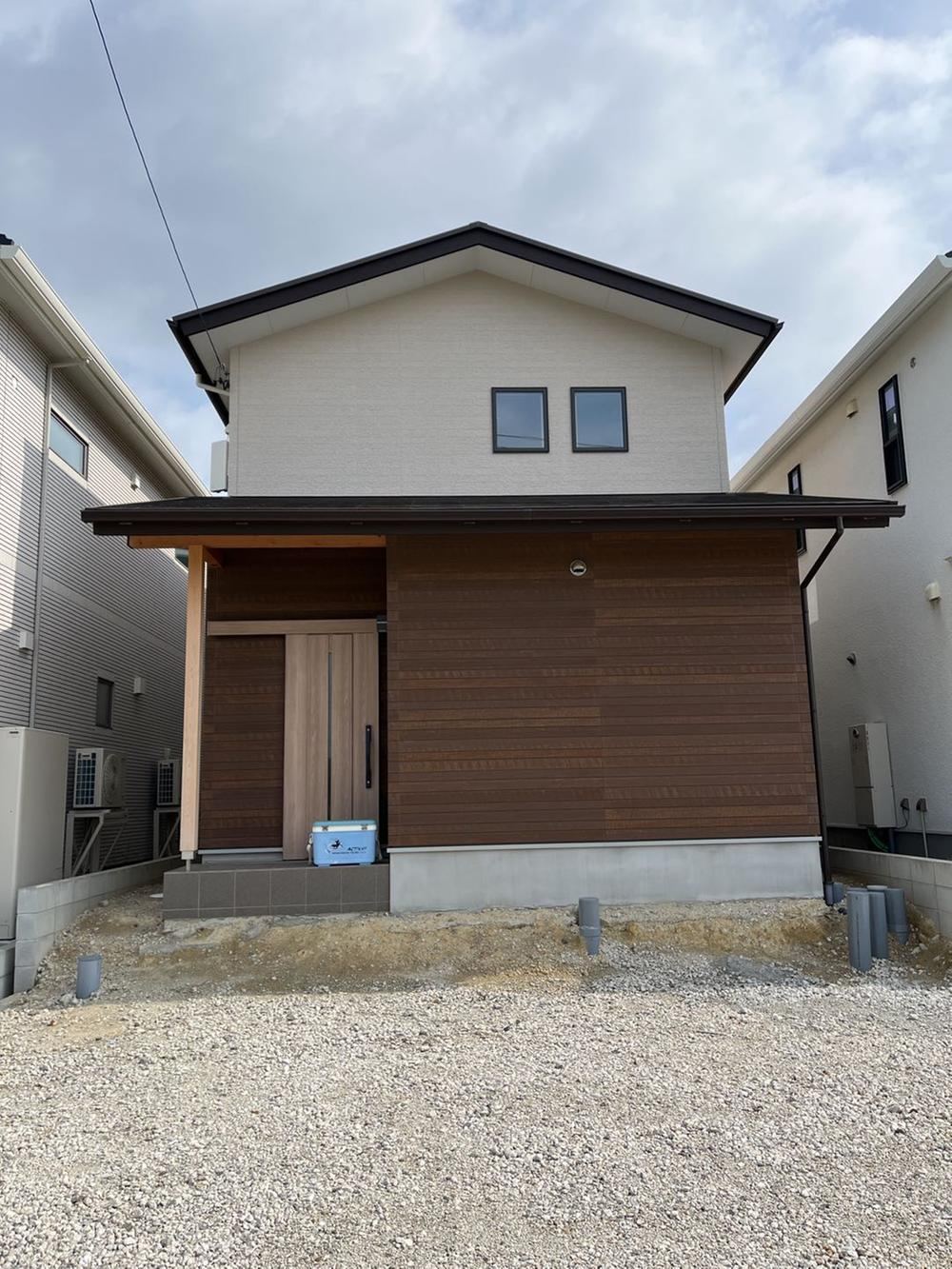 3LDK house in Nisshin, Aichi - Photo 1