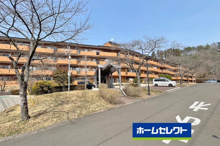 2LDK apartment in Aoba Ward, Sendai, Miyagi - Photo 1