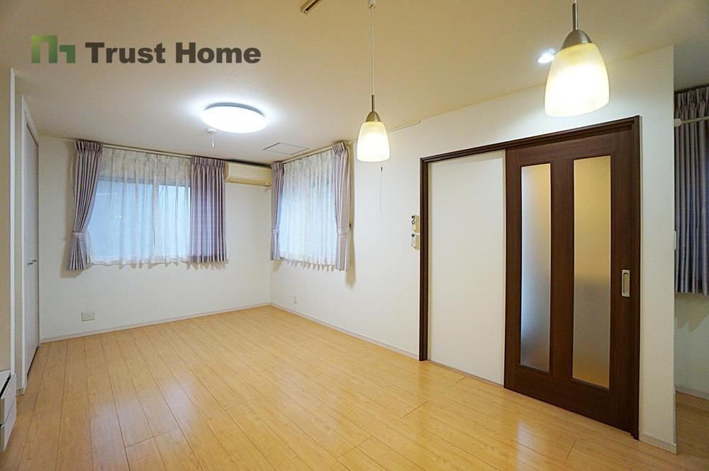 3LDK+S house in Toyonaka, Osaka - Photo 1