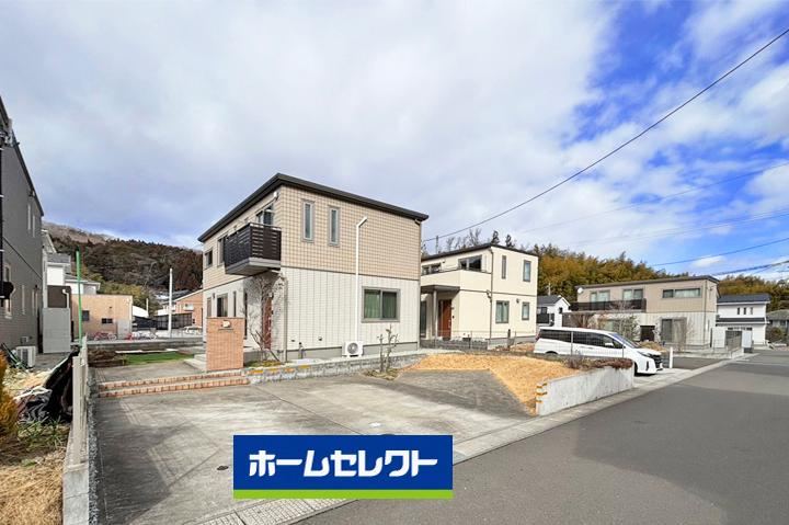 108 m² house in Iwanuma, Miyagi - Photo 1