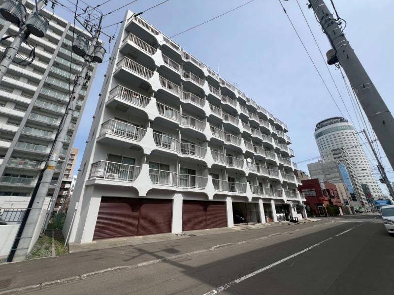 1LDK apartment in Chuo Ward, Sapporo, Hokkaido - Photo 1