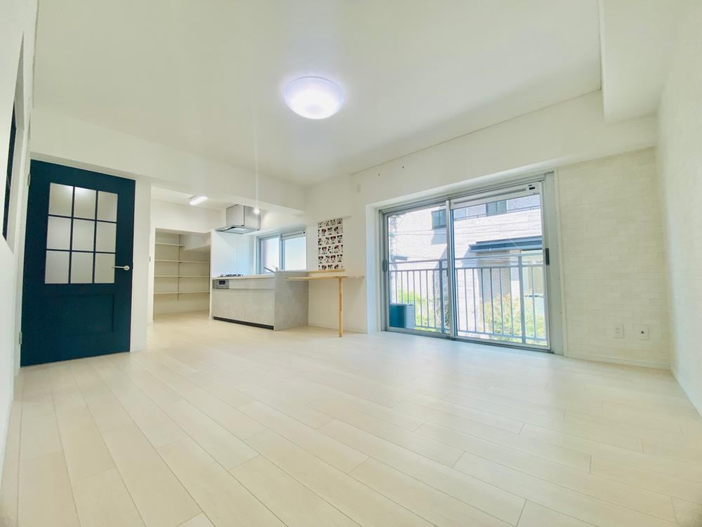 3LDK apartment in Koto Ward, Tokyo - Photo 1