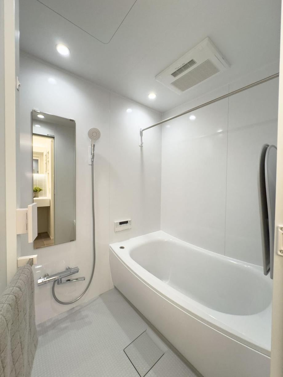 2LDK apartment in Shibuya Ward, Tokyo - Photo 1