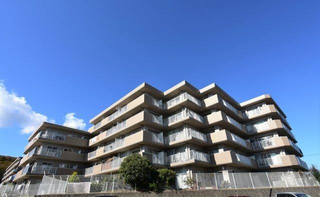 3LDK apartment in Aoba Ward, Sendai, Miyagi - Photo 1