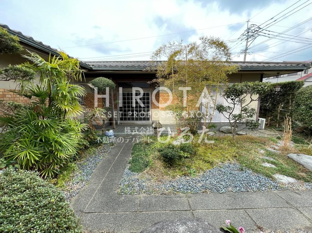 4LDK house in Munakata, Fukuoka - Photo 1