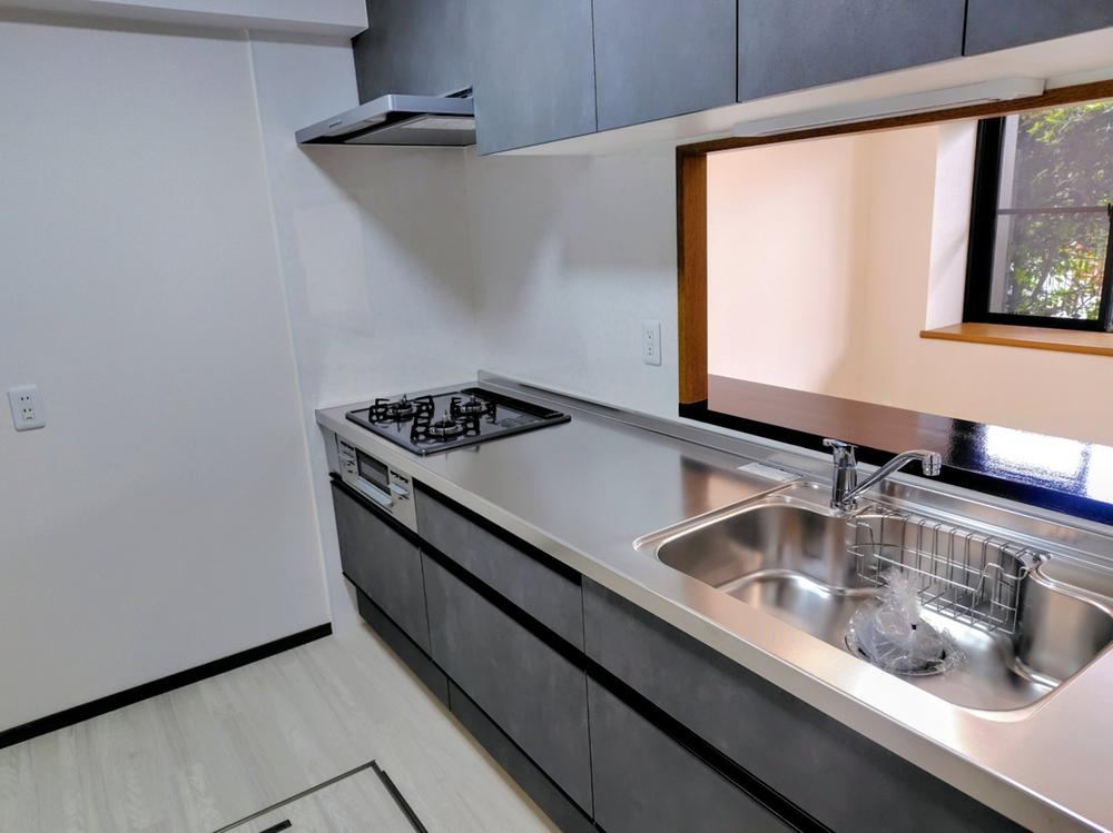 4LDK apartment in Kasugai, Aichi - Photo 1