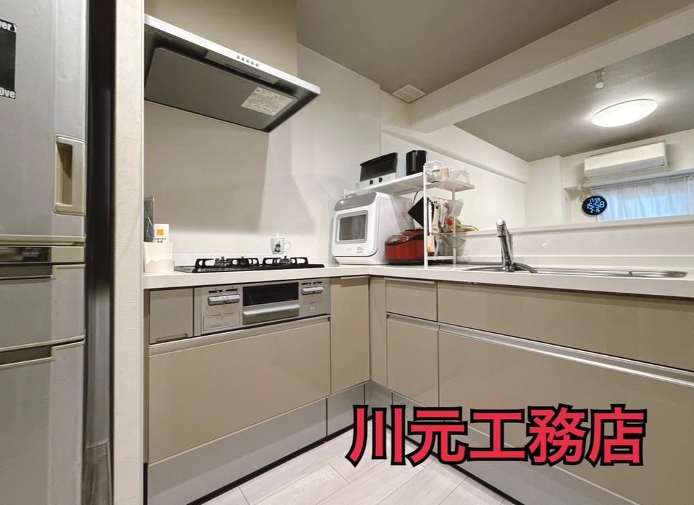 3LDK apartment in Suminoe Ward, Osaka - Photo 1