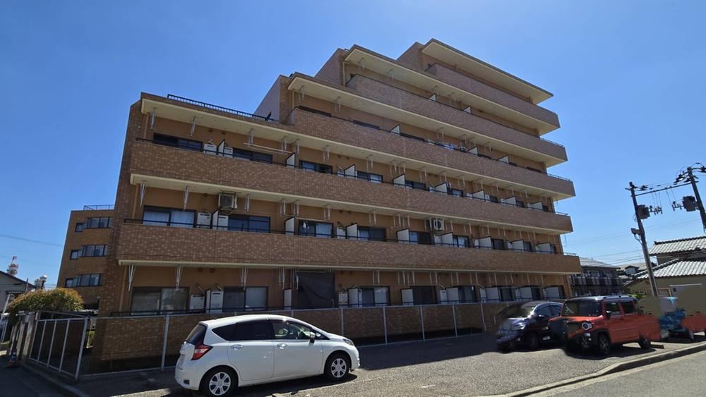 1LDK+S apartment in Chuo Ward, Niigata - Photo 1