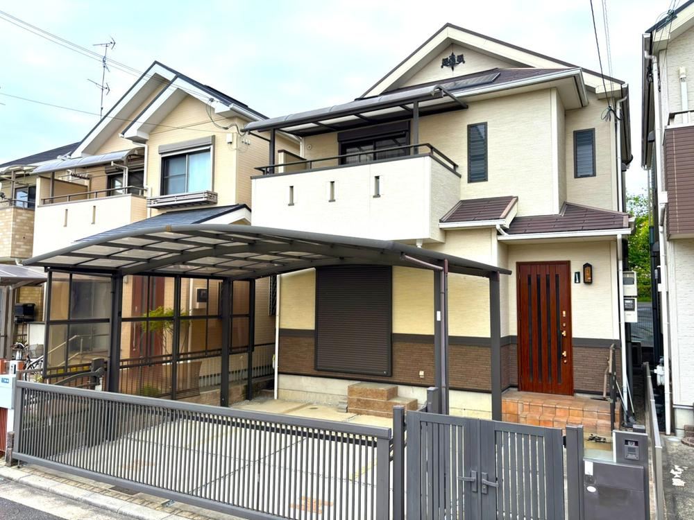 3LDK house in Katano, Osaka - Photo 1