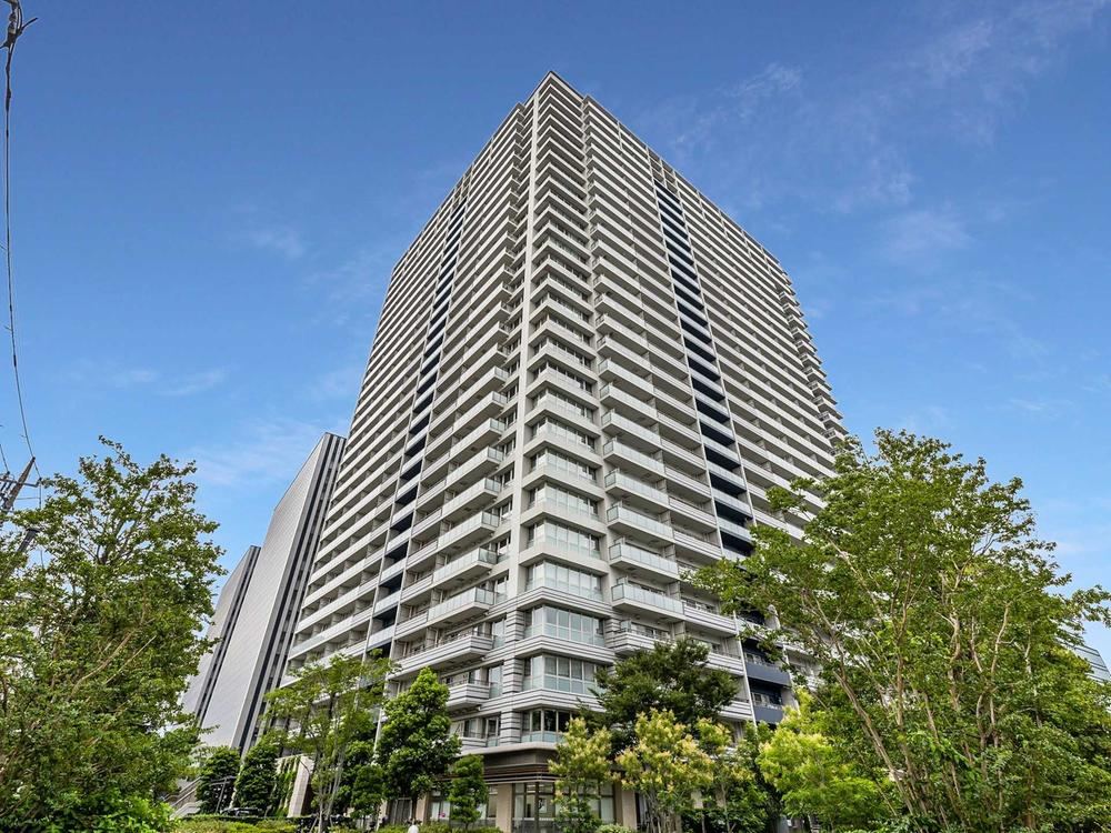 2LDK apartment in Shinagawa Ward, Tokyo - Photo 1