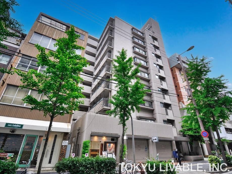 3LDK apartment in Higashinari Ward, Osaka - Photo 1