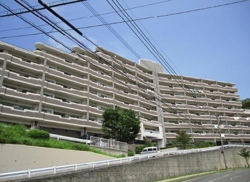 4LDK apartment in Moji Ward, Kitakyushu, Fukuoka - Photo 1