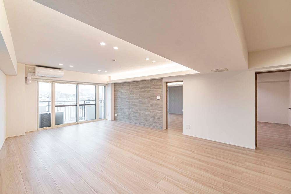 3LDK+S apartment in Setagaya Ward, Tokyo - Photo 1