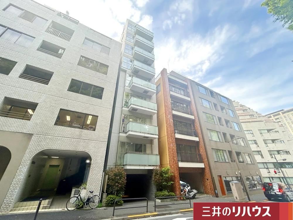1K apartment in Chiyoda Ward, Tokyo - Photo 1