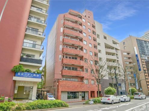 2LDK apartment in Shinjuku Ward, Tokyo - Photo 1