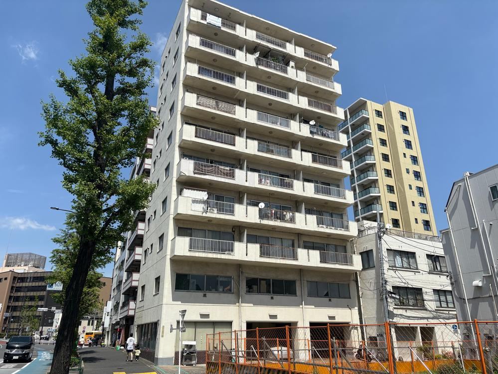 3LDK apartment in Bunkyo Ward, Tokyo - Photo 1