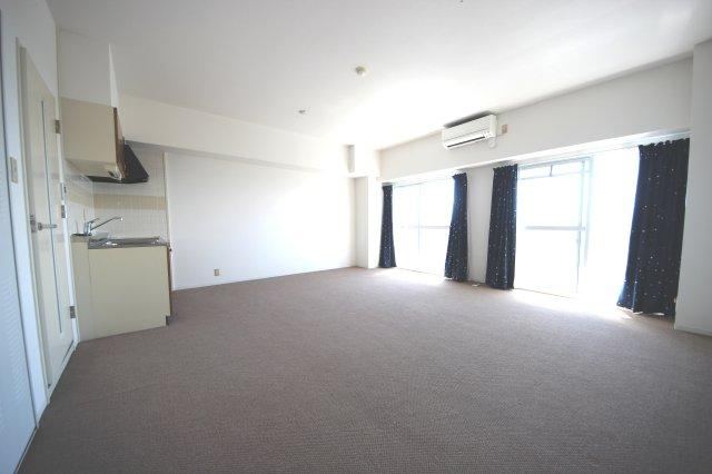 1LDK apartment in Otsu, Shiga - Photo 1