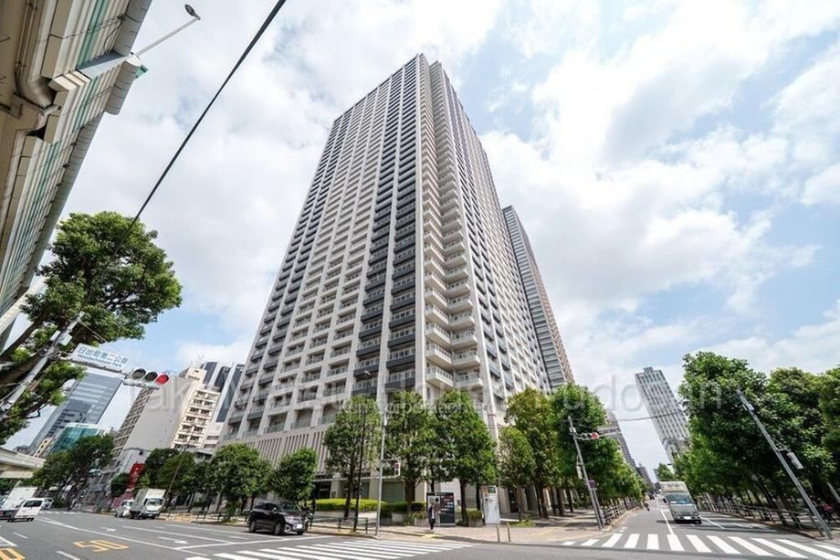 2LDK apartment in Toshima Ward, Tokyo - Photo 1