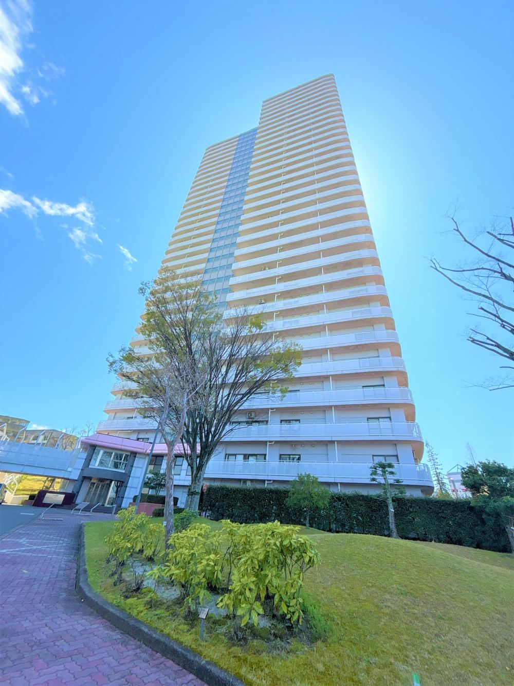3LDK apartment in Komaki, Aichi - Photo 1