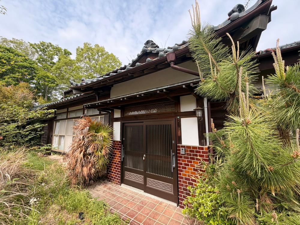 6DK house in Tokigawa, Hiki District, Saitama - Photo 1