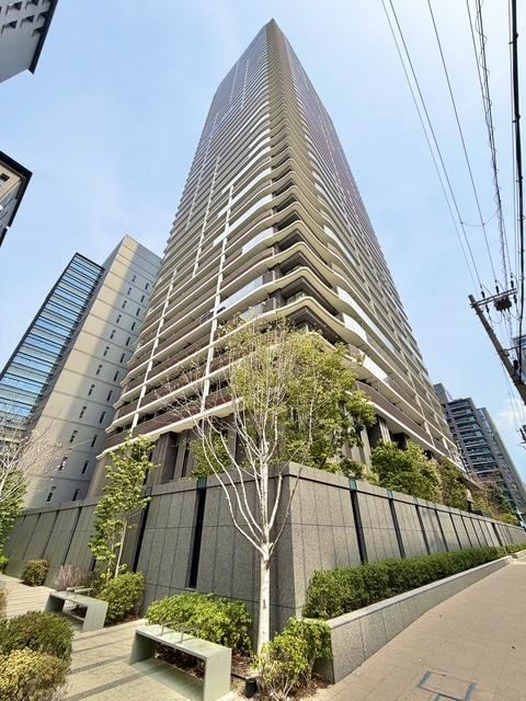 2LDK apartment in Chuo Ward, Osaka - Photo 1