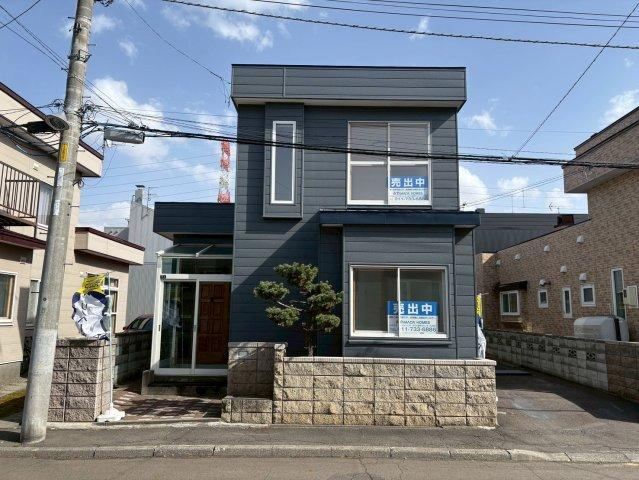 4LDK house in Teine Ward, Sapporo, Hokkaido - Photo 1