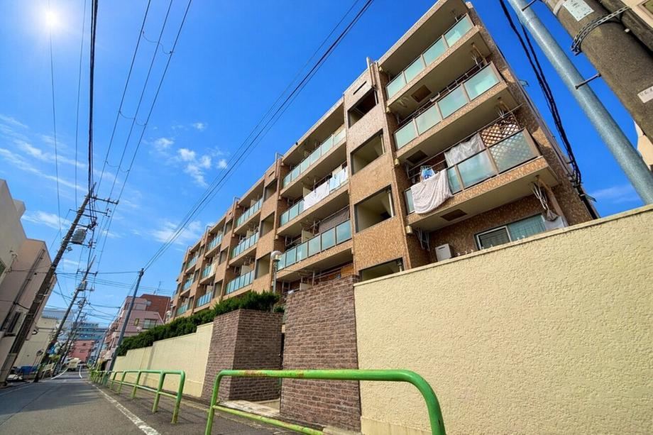 2LDK apartment in Nerima Ward, Tokyo - Photo 1