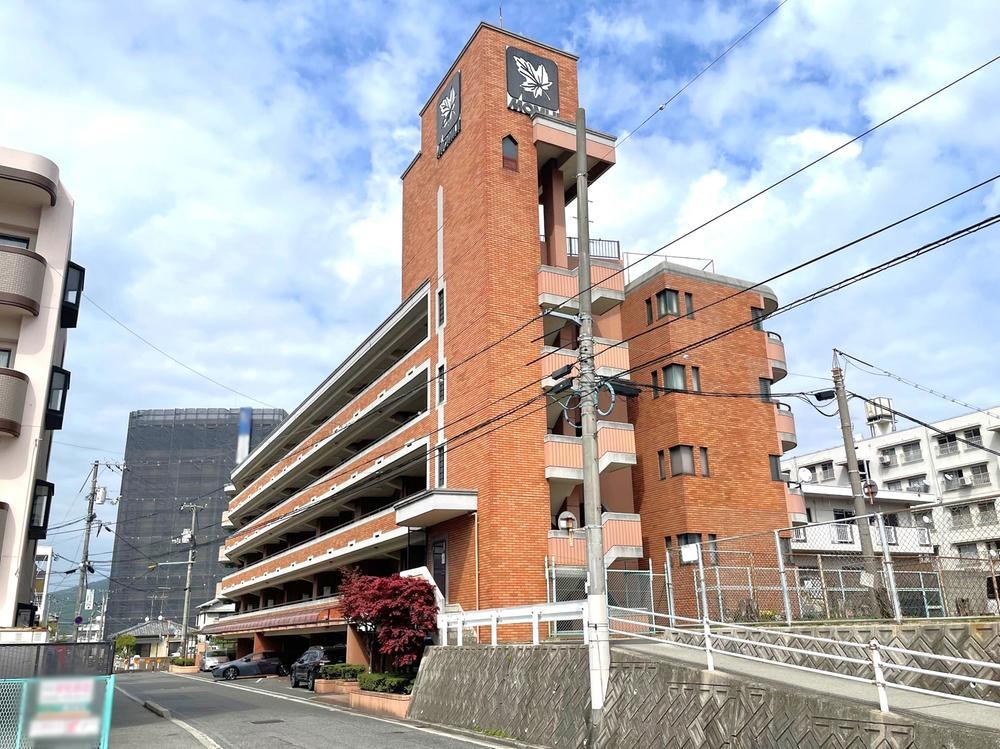 2LDK apartment in Kure, Hiroshima - Photo 1
