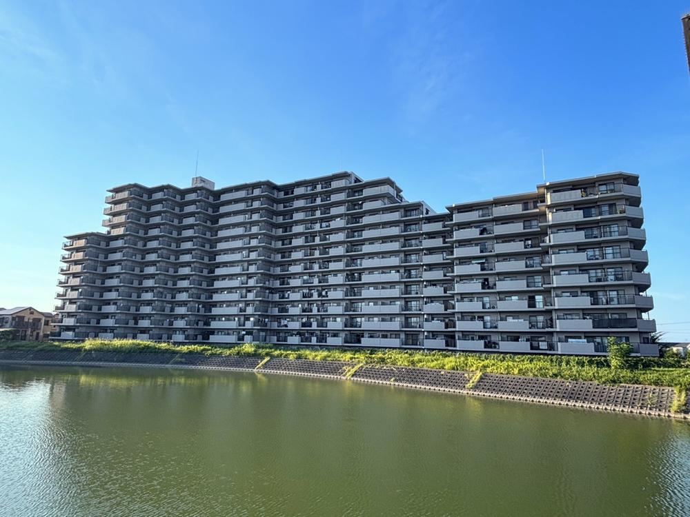 2LDK apartment in Higashi Ward, Sakai, Osaka - Photo 1