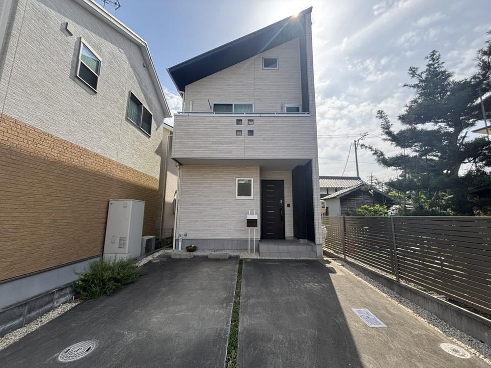 3LDK+S house in Aoi Ward, Shizuoka - Photo 1