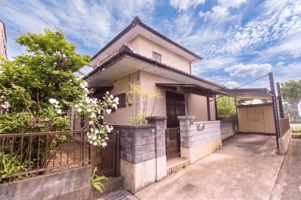 4LDK+S house in Yokkaichi, Mie - Photo 1