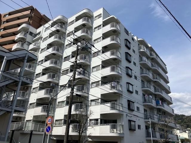 2LDK apartment in Yugawara, Ashigarashimo District, Kanagawa - Photo 1