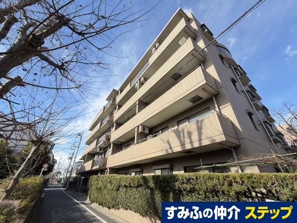 3LDK apartment in Komae, Tokyo - Photo 1