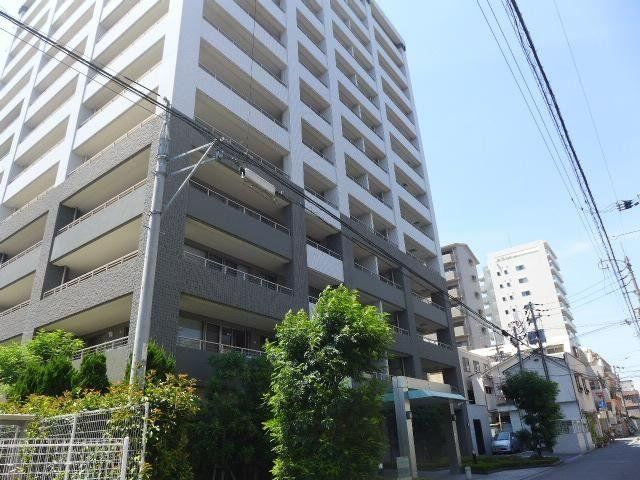 3LDK apartment in Matsuyama, Ehime - Photo 1