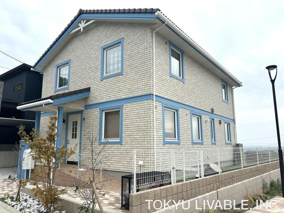 5LDK+S house in Takarazuka, Hyogo - Photo 1