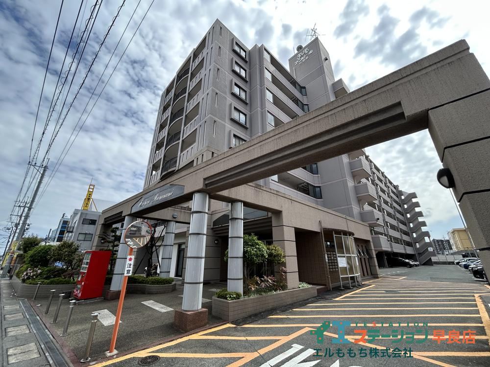 3LDK apartment in Hakata Ward, Fukuoka - Photo 1