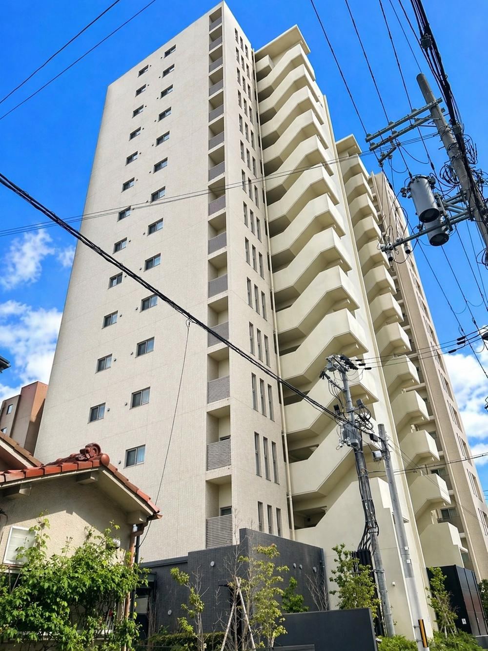 3LDK apartment in Sumiyoshi Ward, Osaka - Photo 1