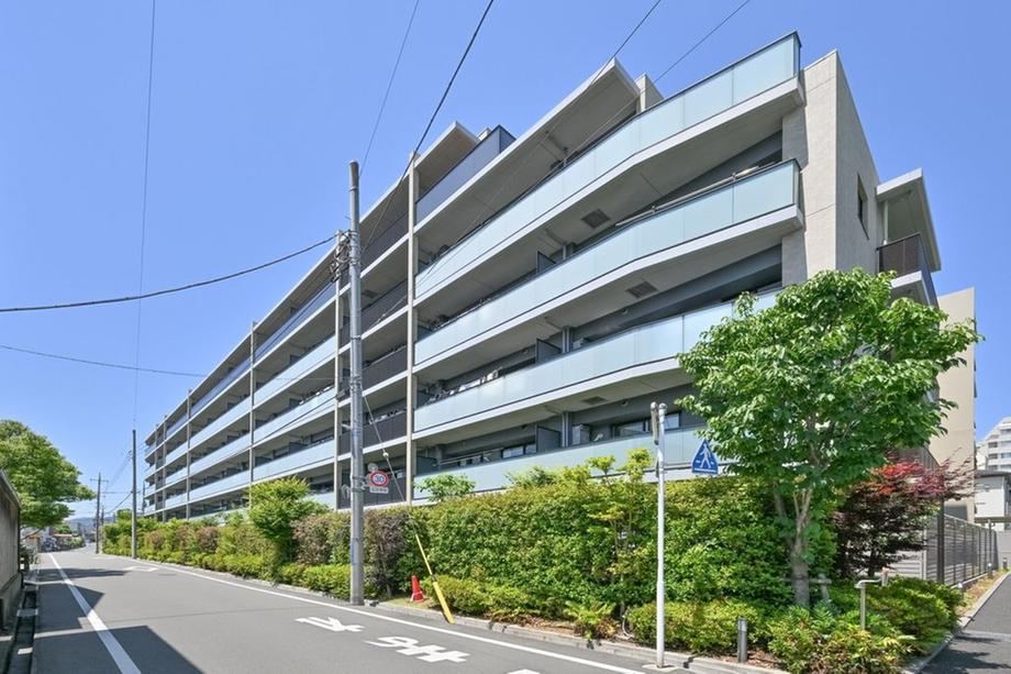3LDK apartment in Hachioji, Tokyo - Photo 1