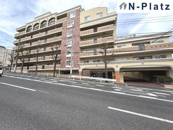 2LDK apartment in Hyogo Ward, Kobe, Hyogo - Photo 1