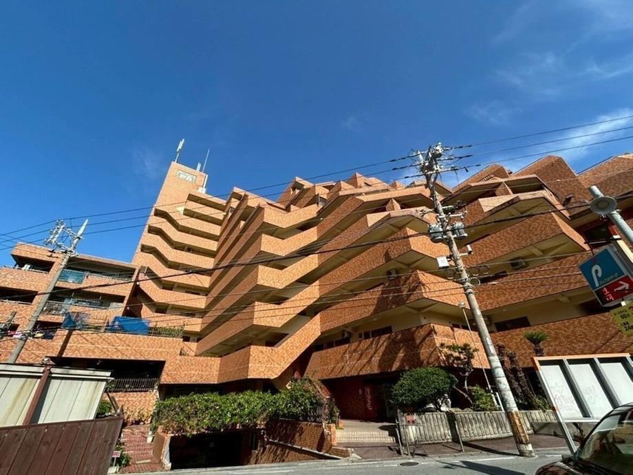2LDK apartment in Naha, Okinawa - Photo 1