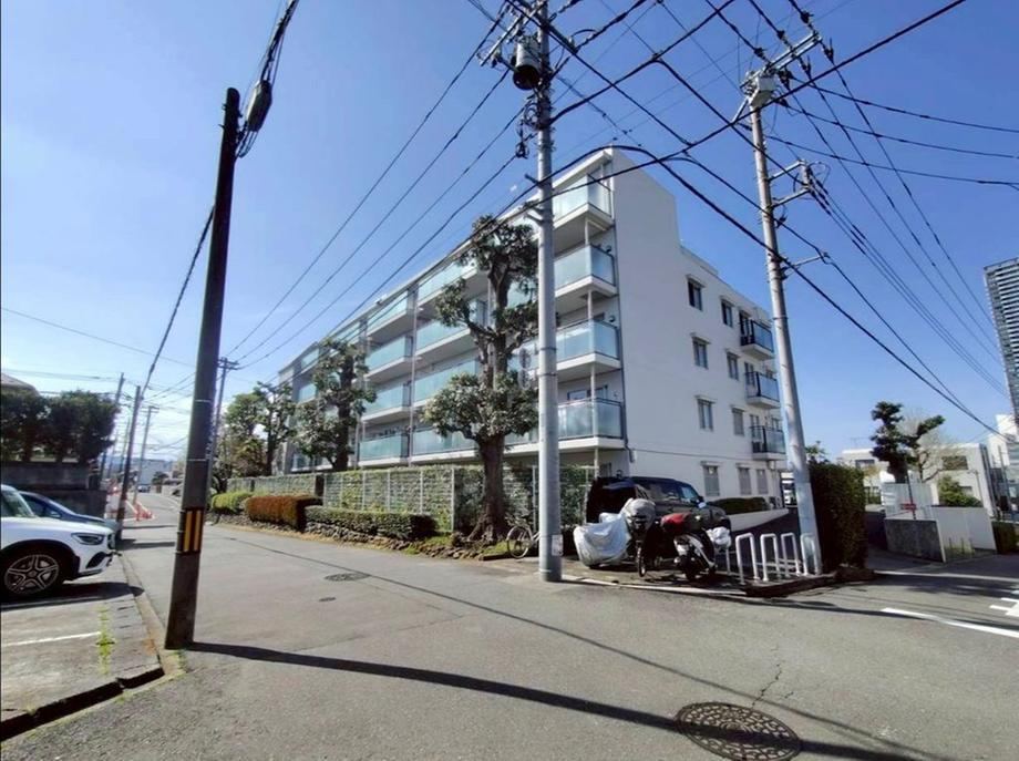 3LDK apartment in Hachioji, Tokyo - Photo 1